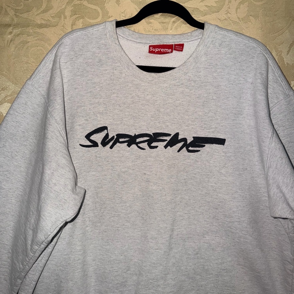 Supreme Light Gray Crewneck Sweater